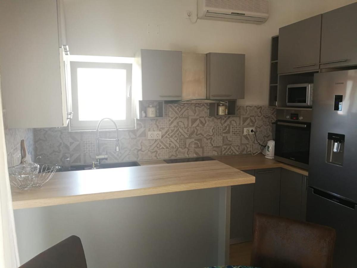 Apartmani Nea Біоград-на-Мору Екстер'єр фото