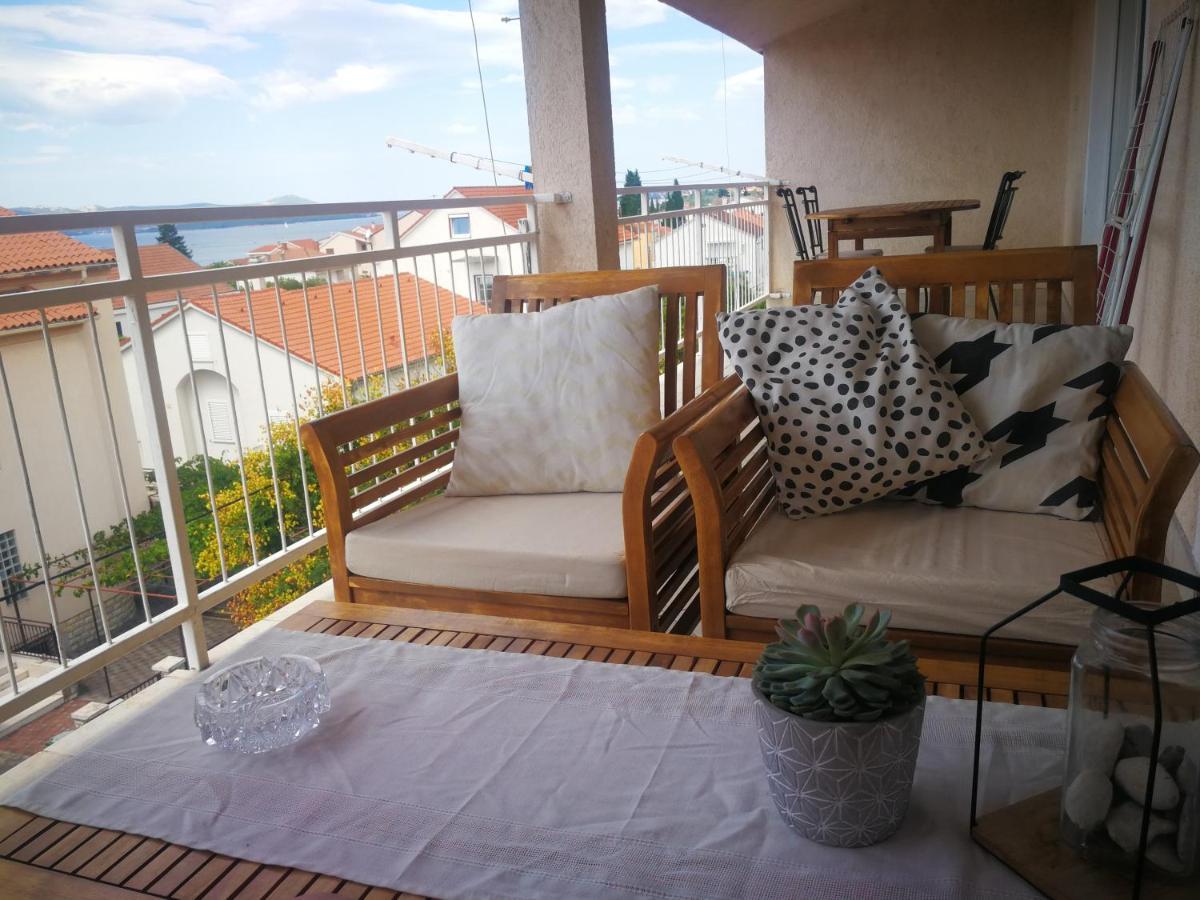 Apartmani Nea Біоград-на-Мору Екстер'єр фото