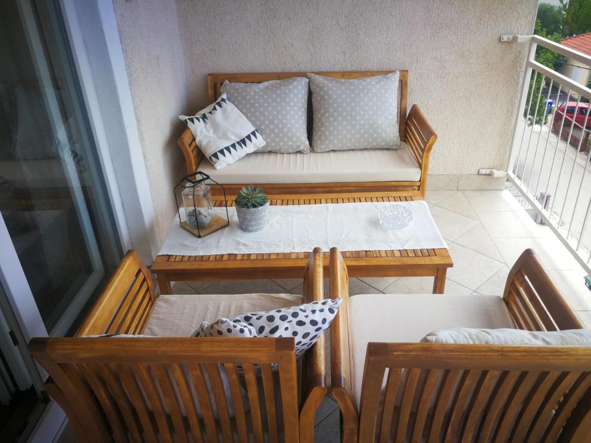 Apartmani Nea Біоград-на-Мору Екстер'єр фото