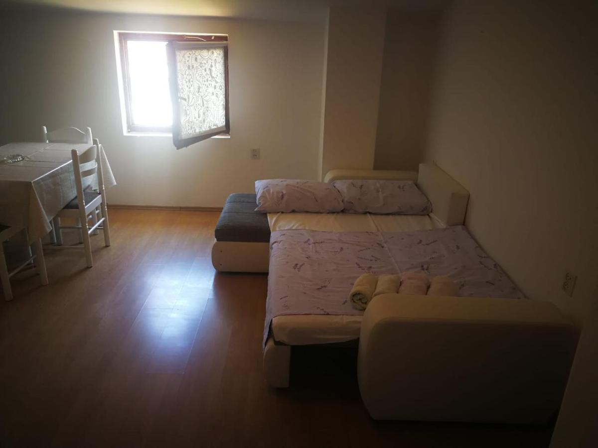 Apartmani Nea Біоград-на-Мору Екстер'єр фото